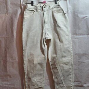 St. John's Bay, Women's White Jeans, Size 8 Tall, not worn, Has Tag